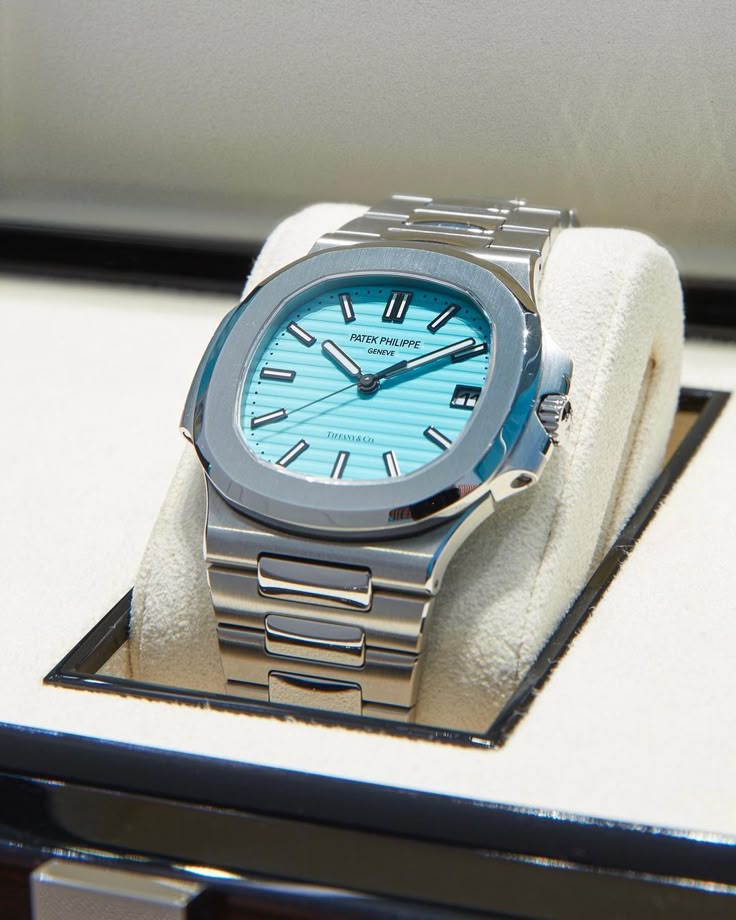 patek philippe nautilus
